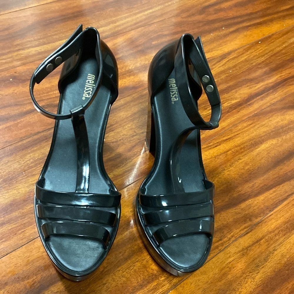 Melissa Dreamy Black Platform Sandal Size 8 or 39